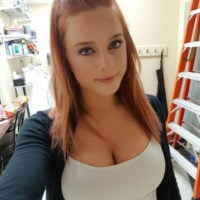 Junge Frau sucht Sex-Treffen und will bumsen